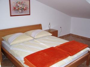 22806451-Ferienwohnung-8-Novi Vinodolski-300x225-4