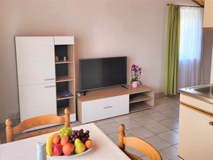 23698886-Ferienwohnung-3-Novi Vinodolski-300x225-1