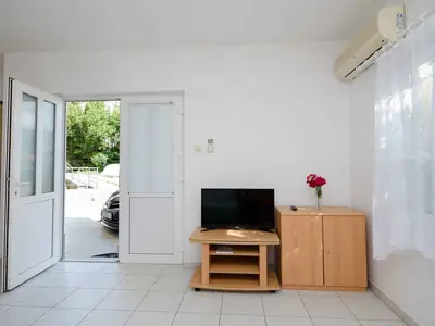 Ferienwohnung für 3 Personen (26 m²) in Novi Vinodolski 1/10