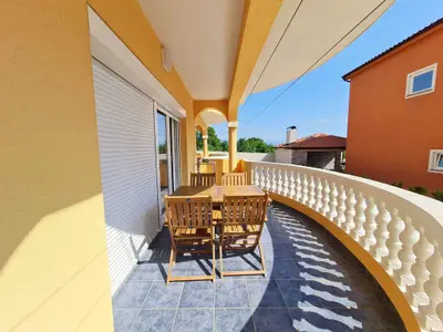 Ferienwohnung für 3 Personen (55 m²) in Novi Vinodolski 1/10