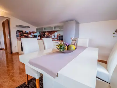 Ferienwohnung für 4 Personen (40 m²) in Novi Vinodolski 8/10