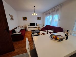 19056065-Ferienwohnung-5-Novi Vinodolski-300x225-4