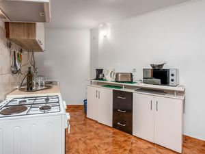 23732569-Ferienwohnung-6-Novi Vinodolski-300x225-5