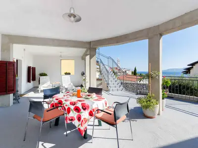 Ferienwohnung für 4 Personen (55 m²) in Novi Vinodolski 1/10