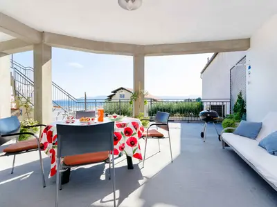 Ferienwohnung für 4 Personen (55 m²) in Novi Vinodolski 6/10