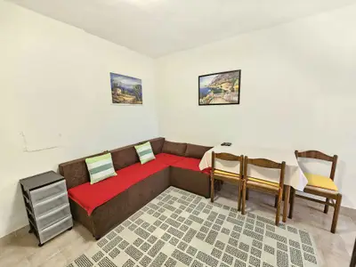Ferienwohnung für 3 Personen (35 m²) in Novi Vinodolski 8/10