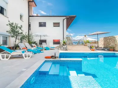 Ferienwohnung für 2 Personen (40 m²) in Novi Vinodolski 1/10