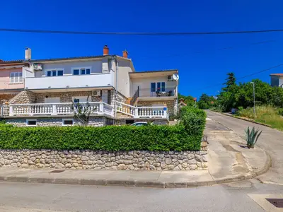 Ferienwohnung für 2 Personen (35 m²) in Novi Vinodolski 1/10