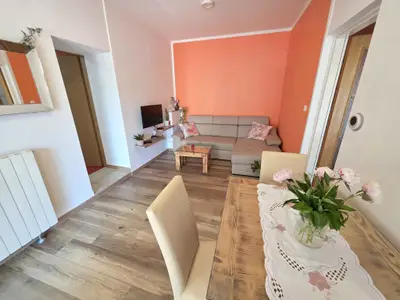 Ferienwohnung für 2 Personen (60 m²) in Novi Vinodolski 7/10