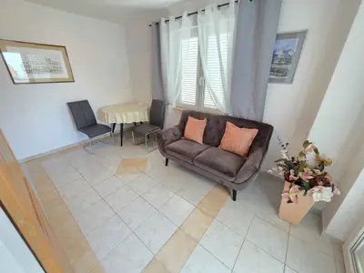 Ferienwohnung für 2 Personen (35 m²) in Novi Vinodolski 6/10