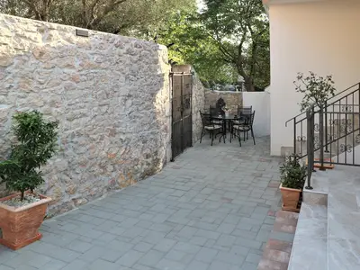 balcony-terrace
