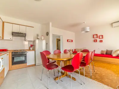 Ferienwohnung für 9 Personen (100 m²) in Novi Vinodolski 4/10
