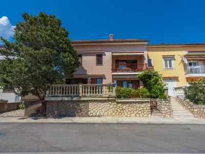 Ferienwohnung für 4 Personen (36 m²) in Novi Vinodolski 1/10