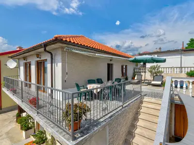 Ferienwohnung für 2 Personen (38 m²) in Novi Vinodolski 1/10