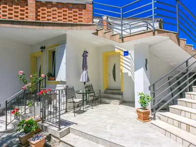 Ferienwohnung für 2 Personen (35 m²) in Novi Vinodolski 2/10