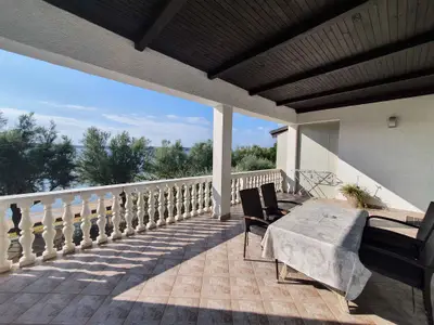 Ferienwohnung für 2 Personen (40 m²) in Novigrad 1/10