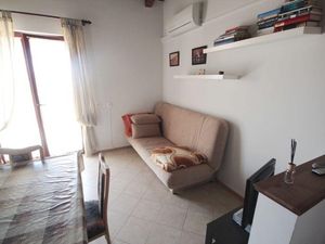 23149853-Ferienwohnung-2-Novigrad-300x225-4