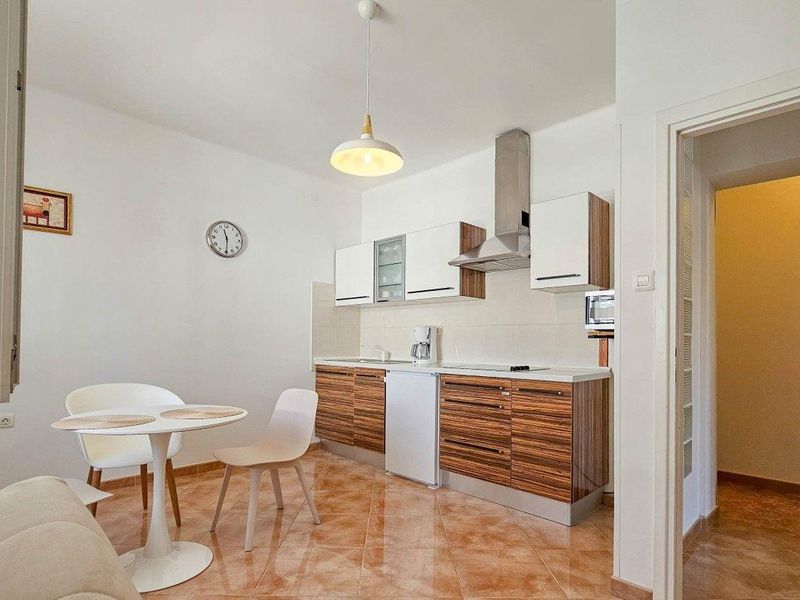 23294671-Ferienwohnung-3-Novigrad-800x600-0