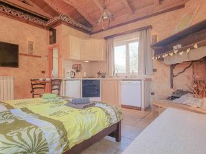 23297668-Ferienwohnung-2-Novigrad-300x225-4