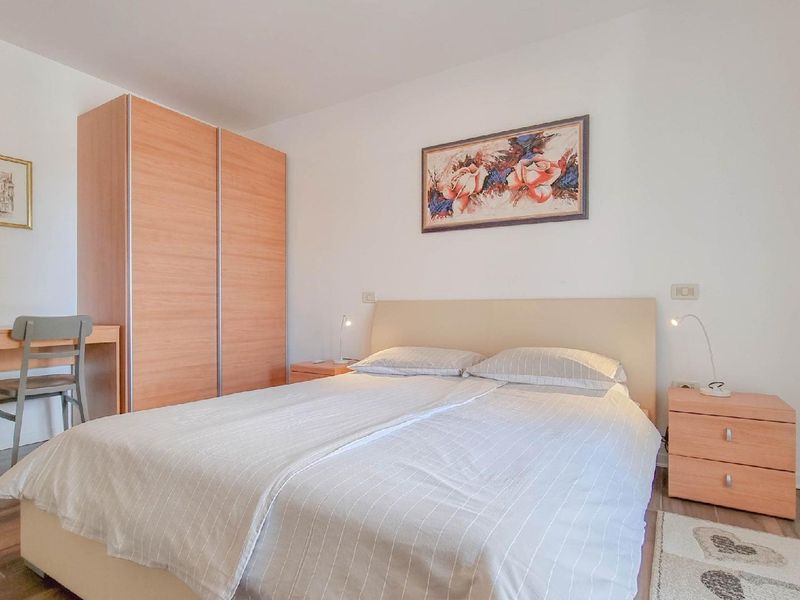 23297772-Ferienwohnung-6-Novigrad-800x600-2