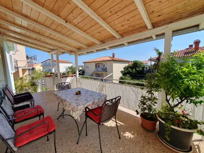 Ferienwohnung für 4 Personen (58 m²) in Novigrad 1/10