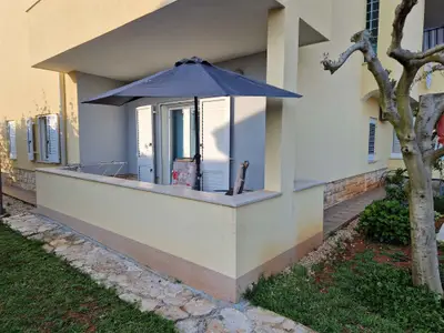 Ferienwohnung für 2 Personen (42 m²) in Novigrad 8/10