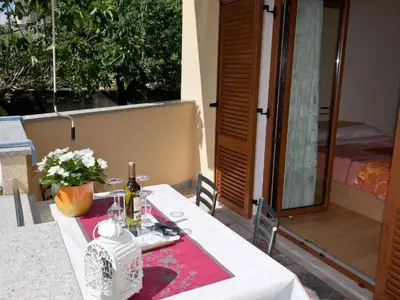 Ferienwohnung für 4 Personen (42 m²) in Novigrad 1/10