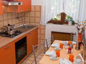 23958746-Ferienwohnung-4-Novigrad-300x225-4