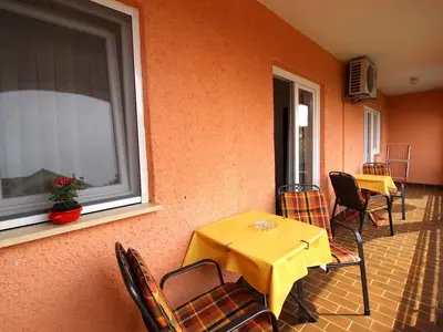 Ferienwohnung für 4 Personen (40 m²) in Novigrad 2/10