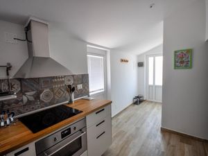 23011185-Ferienwohnung-3-Novigrad-300x225-2