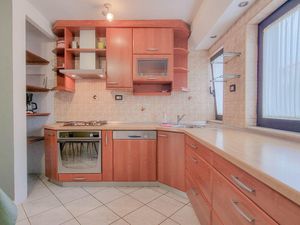 23297485-Ferienwohnung-4-Novigrad-300x225-4