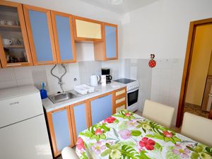 23279957-Ferienwohnung-5-Novigrad-300x225-5