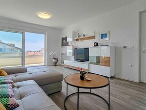 23691030-Ferienwohnung-6-Novigrad-300x225-5