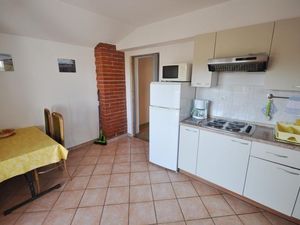 22946679-Ferienwohnung-4-Novigrad-300x225-5