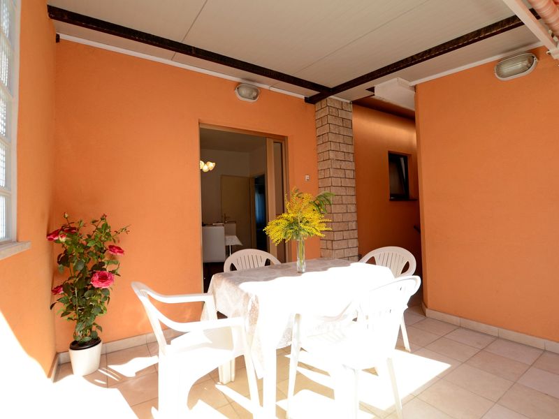 23941575-Ferienwohnung-4-Novigrad-800x600-1