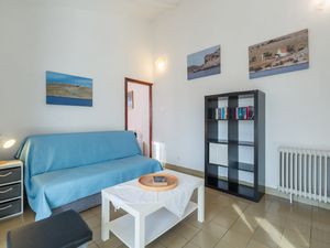 18321709-Ferienwohnung-4-Novigrad-300x225-3