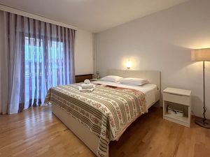 19128013-Ferienwohnung-4-Novigrad-300x225-5