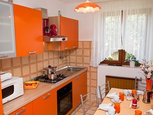 19125794-Ferienwohnung-4-Novigrad-300x225-3