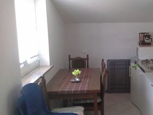 19638781-Ferienwohnung-4-Novigrad-300x225-2