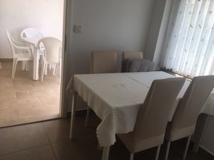 23929703-Ferienwohnung-4-Novigrad-300x225-1