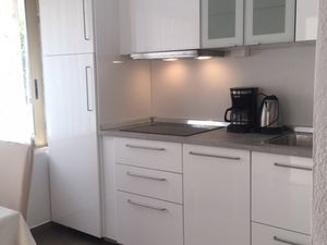 23929703-Ferienwohnung-4-Novigrad-300x225-4