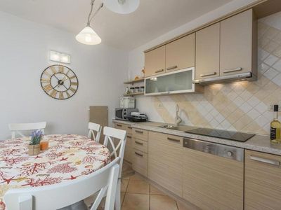 Ferienwohnung für 4 Personen (48 m²) in Novigrad 2/10