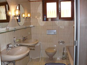 23891529-Ferienwohnung-6-Novigrad-300x225-5