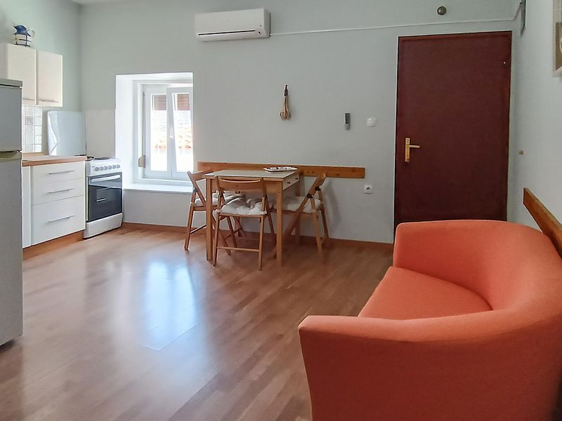 24052805-Ferienwohnung-2-Novigrad-800x600-1