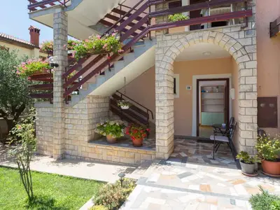 Ferienwohnung für 2 Personen (30 m²) in Novigrad 7/10