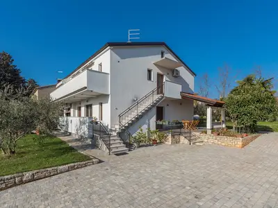 Ferienwohnung für 4 Personen (75 m²) in Novigrad 1/10