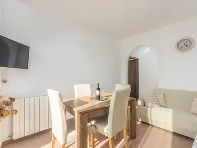 Ferienwohnung für 4 Personen (75 m²) in Novigrad 4/10
