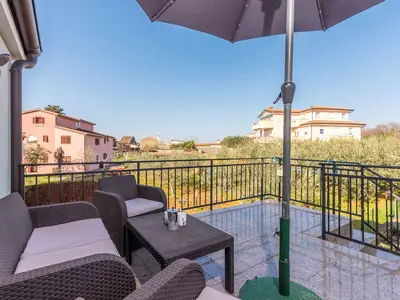 Ferienwohnung für 4 Personen (80 m²) in Novigrad 1/10