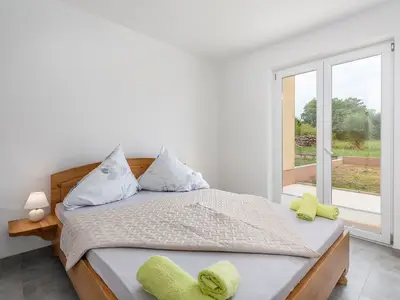Ferienwohnung für 6 Personen (64 m²) in Novigrad 4/10