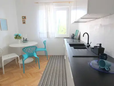 Ferienwohnung für 2 Personen (50 m²) in Novigrad 6/10